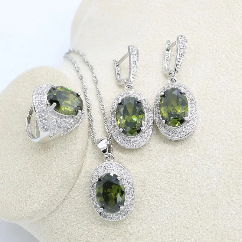 Классический Цвет оливкового зеленого серебряного цветов свадебная фотография