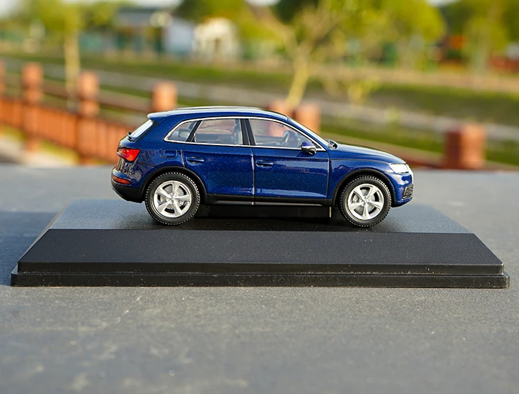 1:43 Q5 AUDI Q5 сплав модель автомобиля статическая Высокая имитационная металлическая модель автомобилей с оригинальной коробкой