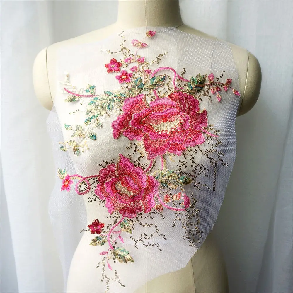 Розовый пион цветок золотые блестки кружевной ткани вышитое свадебное платье