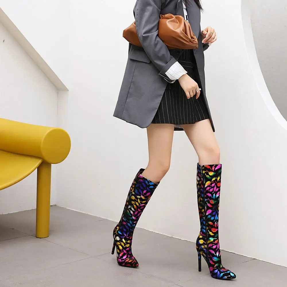 Модные зимние женские сапоги Женские до колена с цветочным рисунком Модная обувь