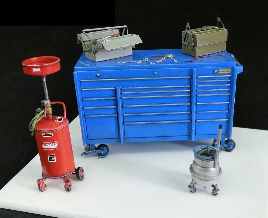 

1:35 Resin model Resin repair tool without sticker scene requires manual drawing of model assembly kit