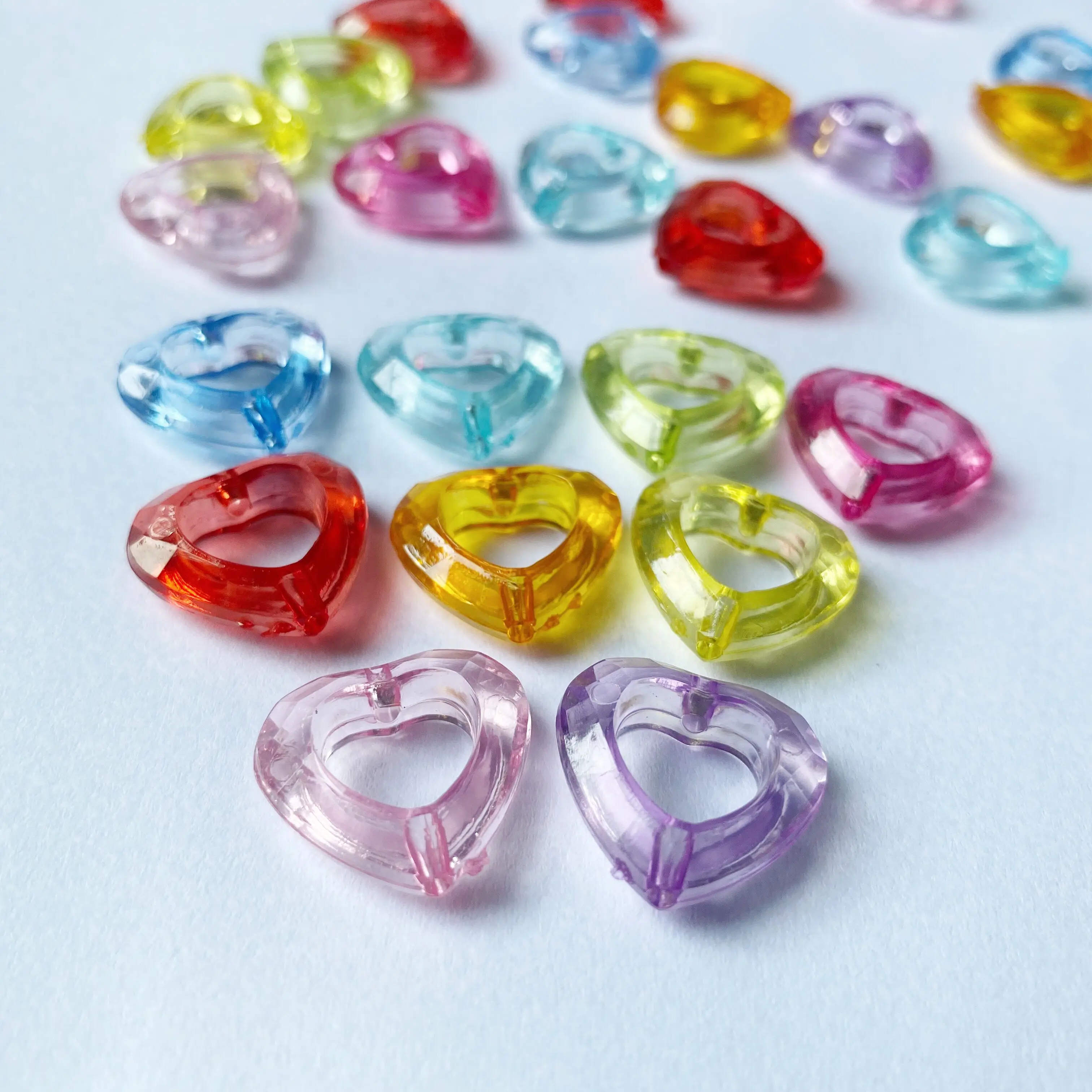 Акриловые бусины в форме сердца для изготовления ювелирных изделий сережек