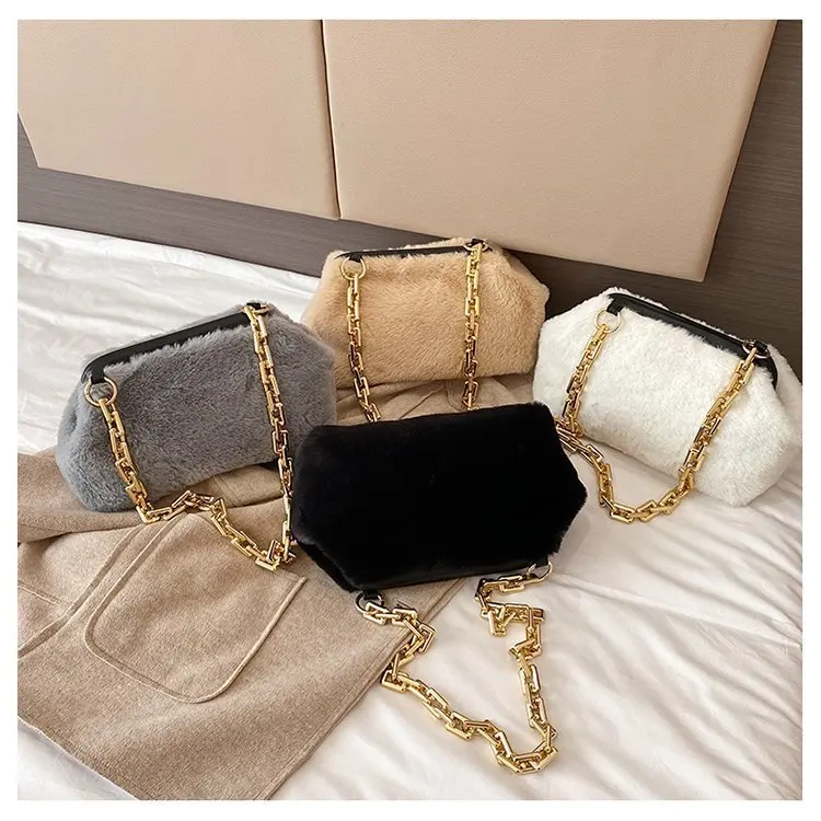 Thick Chain Fake Fur Armpit Bag 2021 Winter High-quality Soft Plush Women's Designer Handbag High Capacity Travel Shoulder | Багаж и