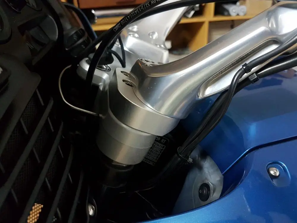 BIKINGBOY R 1100 93-01 00 R1100RT 96-01 1150 RT 02-05 R1200RT 05-14 1 &quotРучка Бар клип на подступенки