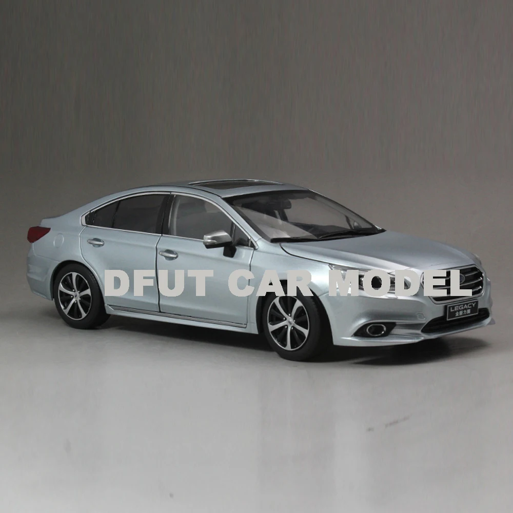 Масштаб 1:18 Модель автомобиля из сплава Legacy детские игрушечные автомобили