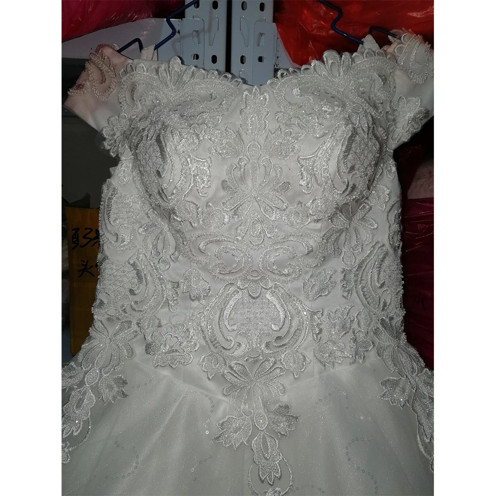 Свадебное платье со шлейфом оранжевое кружевное свадебное 2019|Свадебные платья| |