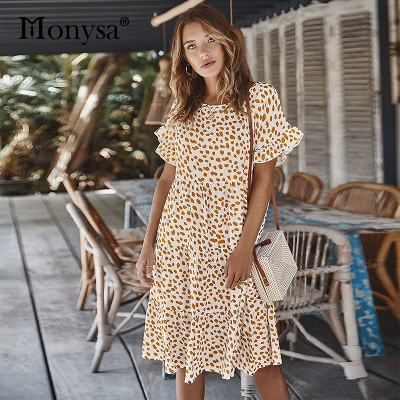 Женское свободное платье с коротким рукавом черное Повседневное в горошек