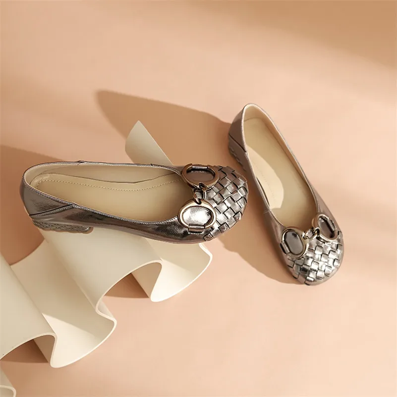 

ANNYMOLI Natural Genuine Leather Med Heels Women Shoes Metal Decoration Thick Heel Pumps Round Toe Female Footwear White Size 40
