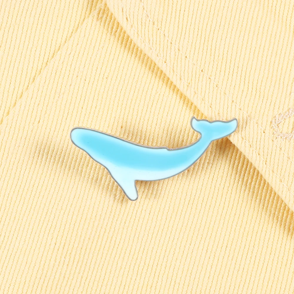 Эмалированная брошь в виде мультяшного Кита чисто синяя морская животного милая