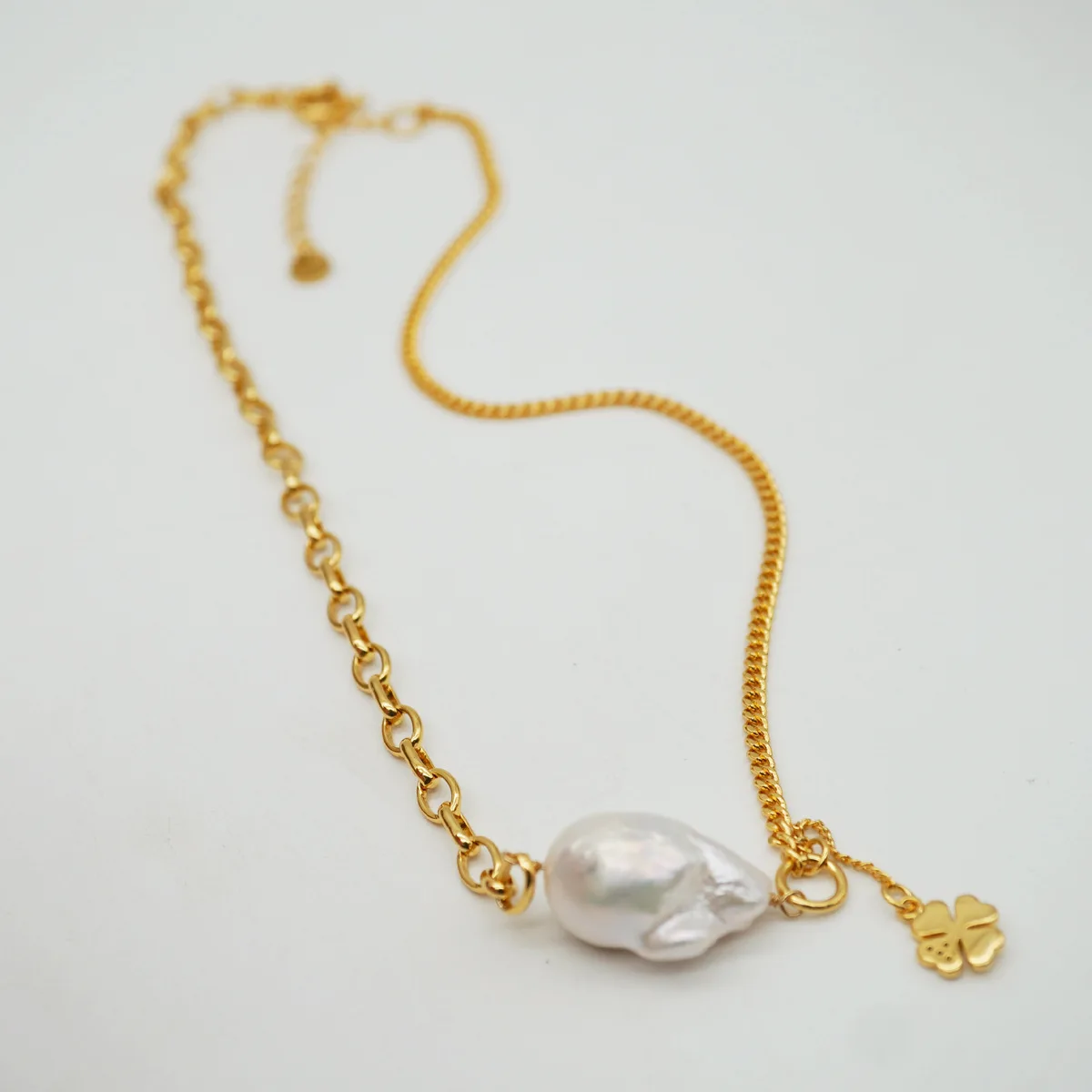 

Для женщин Большой барокко цепи ожерелье 18K с позолотой блестящие свитер ювелирные изделия