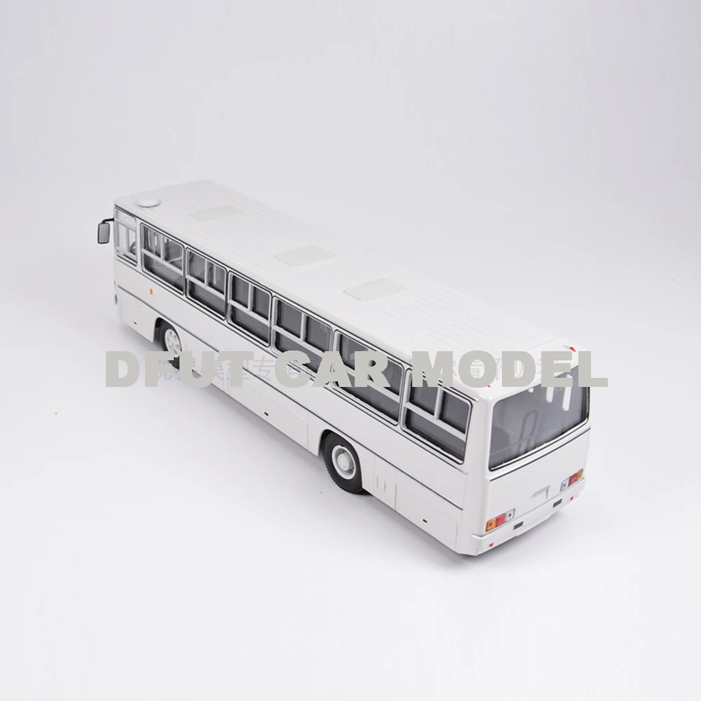 Модель автомобиля из сплава Ikarus 260 1:43|Наземный транспорт| |