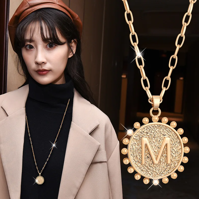 

Simple Women Necklace Letter Pendant High Quality Copper Gold Ladies Exquisite Sweater Chain Fashion Elegant Gift Jewelry