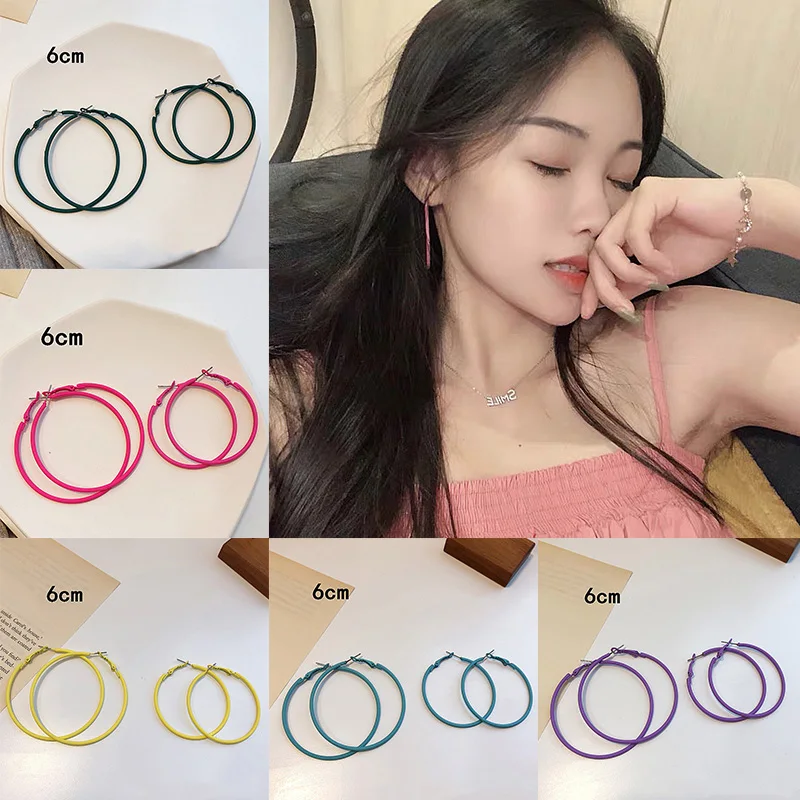 

Woman Earring Statement Large Circle Hoop Earrings Cute Romantic Temperament Contracted Fashion Jewelry Gifts Acrylic Earrings