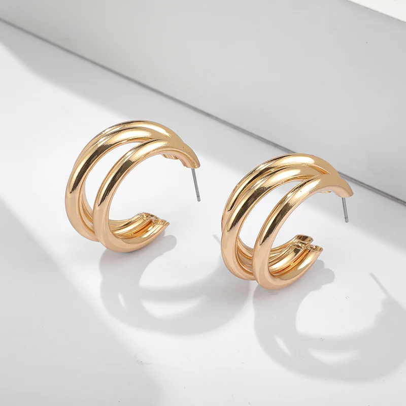 

Stylish Personality Simple C-shaped Semi-circular Geometric Stud Earrings
