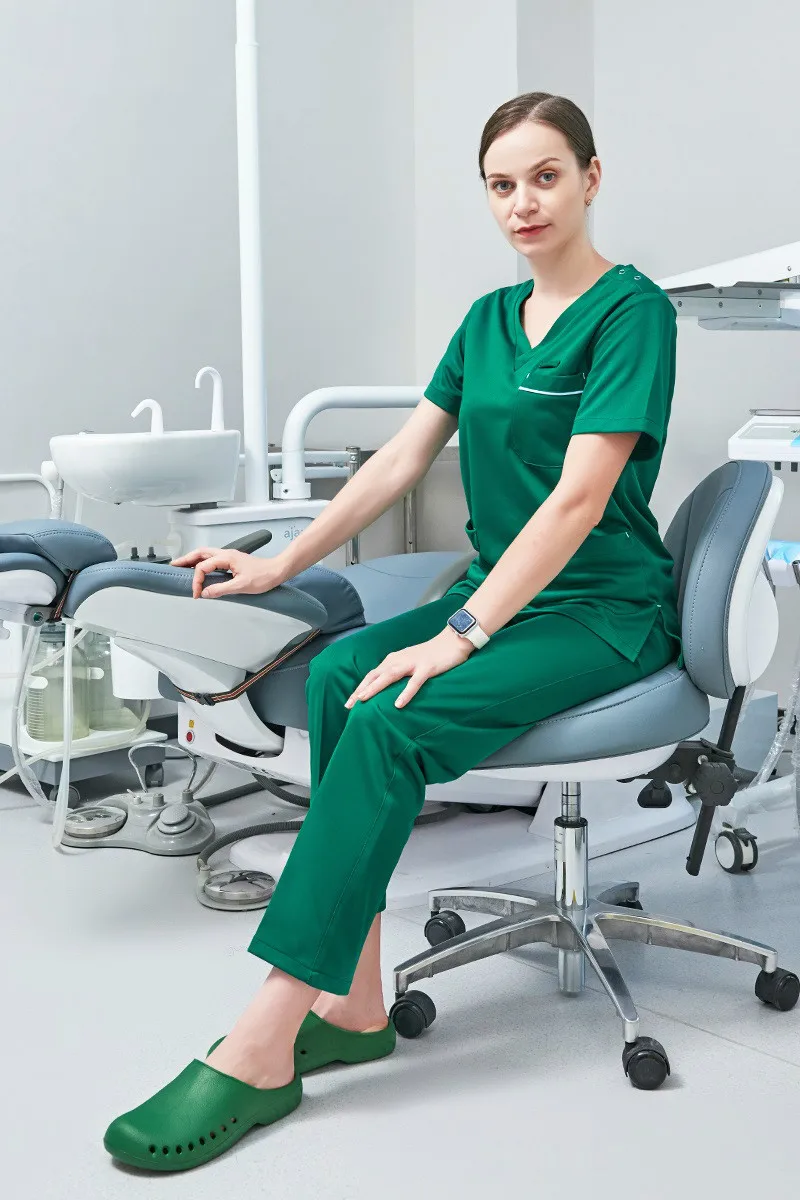 Женский комбинезон с коротким рукавом для врачей в операционной мужское платье