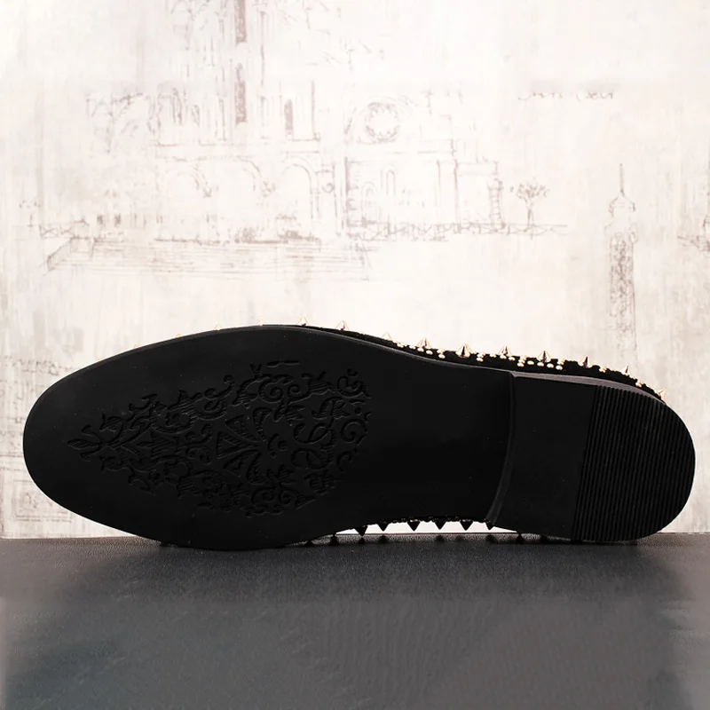 Chaussures mocassin homme; Роскошные слипоны; дизайнерская обувь с заклепками; модные лоферы; chaussure homme Cuir; 5#25/15H50