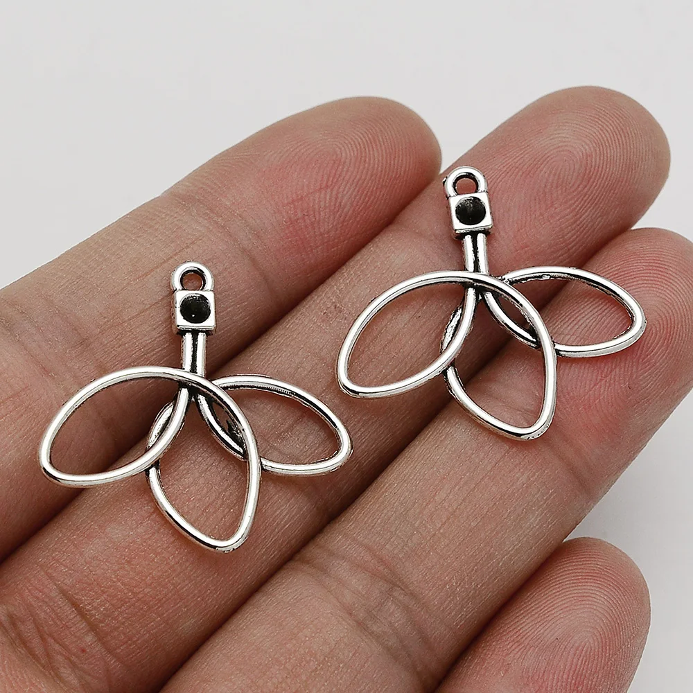 35 шт./лот 27x28 мм Античное посеребренное дерево, Полые Подвески для самодельных ожерелий, модные искусственные подвески 35 шт./лот 27x28 мм Античное посеребренное дерево, Полые Подвески для самодельных ожерелий, модные искусственные подвески