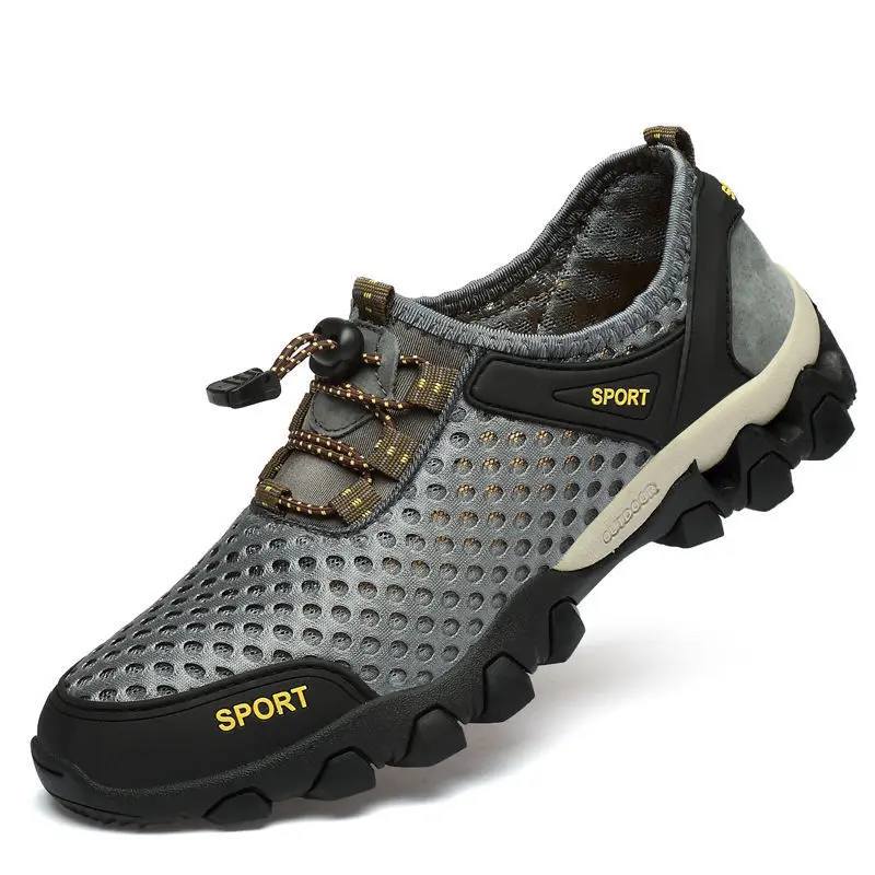 

Summer Mesh Men Sandals Breathable Patent Leather Casual Shoes Handmade Outdoor Mens Slippers Men Beach Sandals Plus Size 39-44