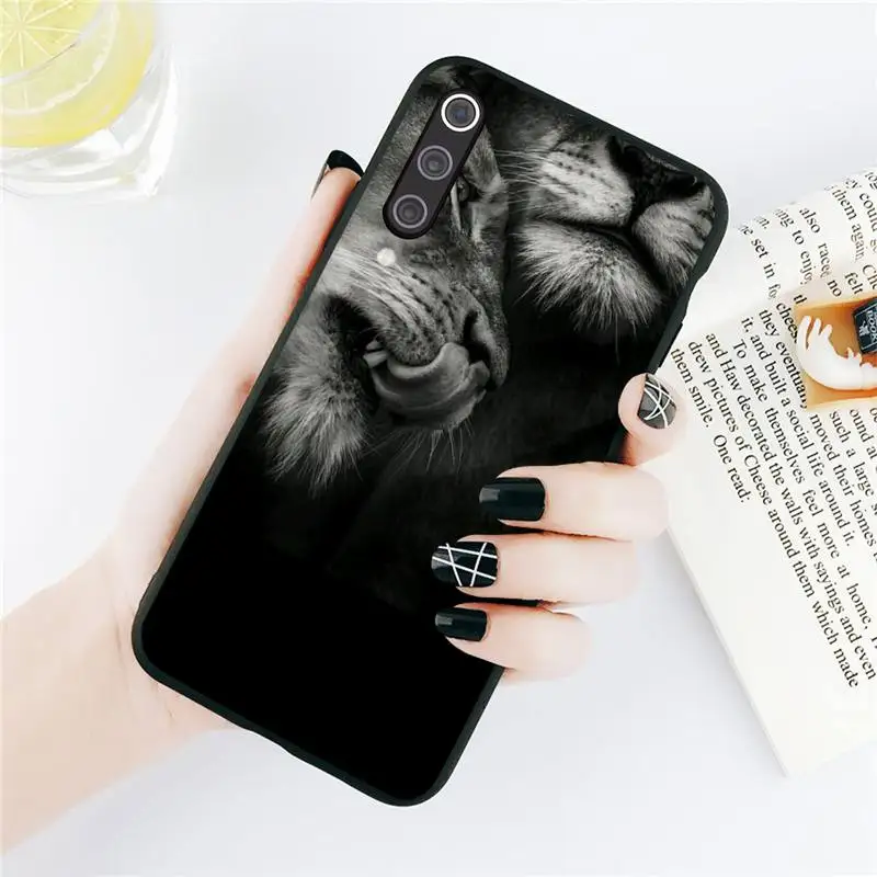 

Animals The Lion Phone Case For Xiaomi Redmi note 7 8 9 t k30 max3 9 s 10 pro lite Luxury brand shell funda coque