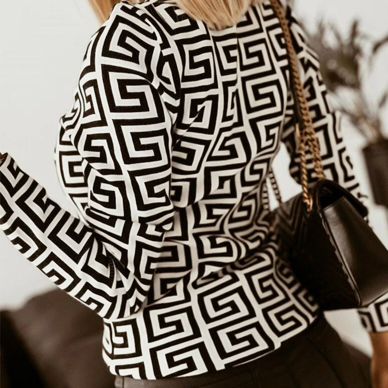 

Женская водолазка с длинным рукавом, повседневная облегающая футболка в Корейском стиле, модель Sj8875R в стиле Харадзюку на пуговицах, весна-о...