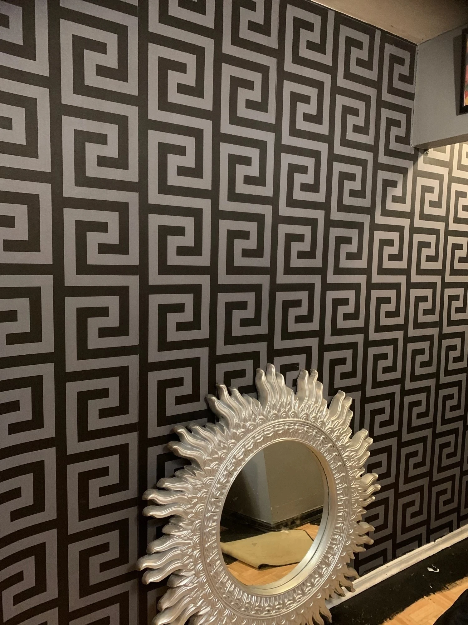 3D обои с геометрическим рисунком роскошные черные атласные греческими клавишами