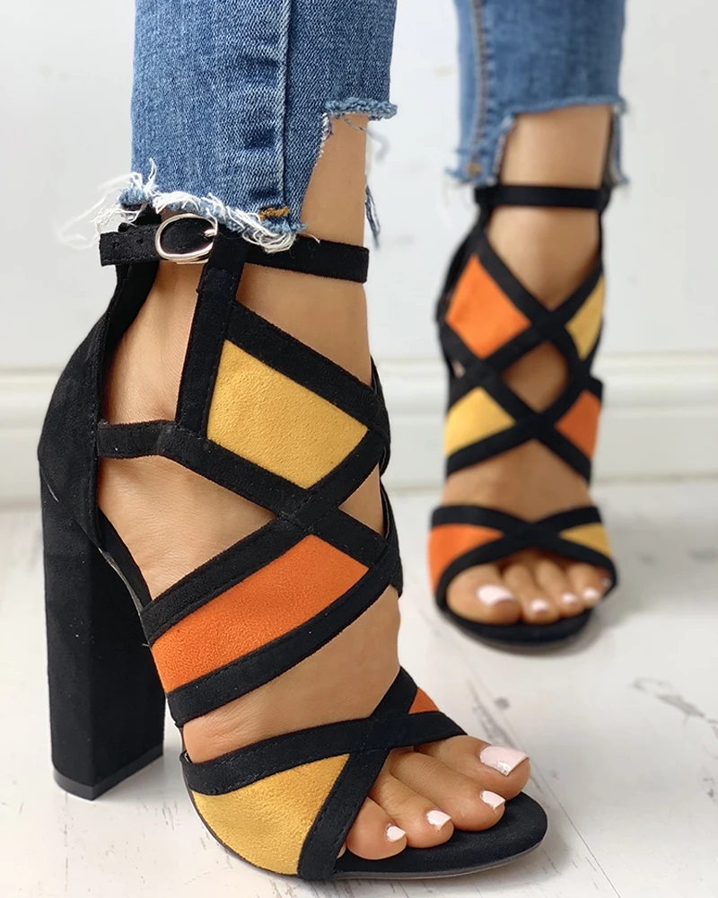 Контрастный цвет открытый носок массивный каблук цветной блок ремешок на