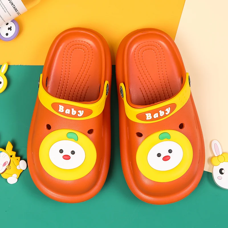

Colorful Snowman Children Clogs Comfort Non-Slip Kids Sandals Hollow Out Breathable Outdoor Beach Shoes Boy Girl All-Match Clogs