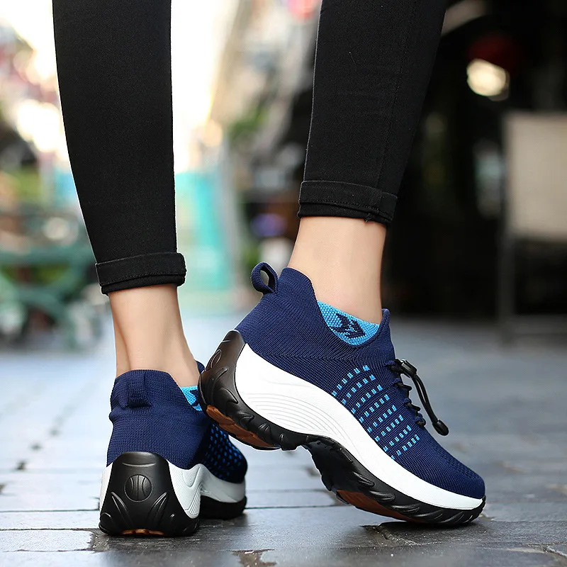 

Women Brand Mesh Sneakers Flats Shoes Fashion Casual Sports Designer Flat Shoes Breathable Fly Woven Sports Shoes Tenis De Mujer