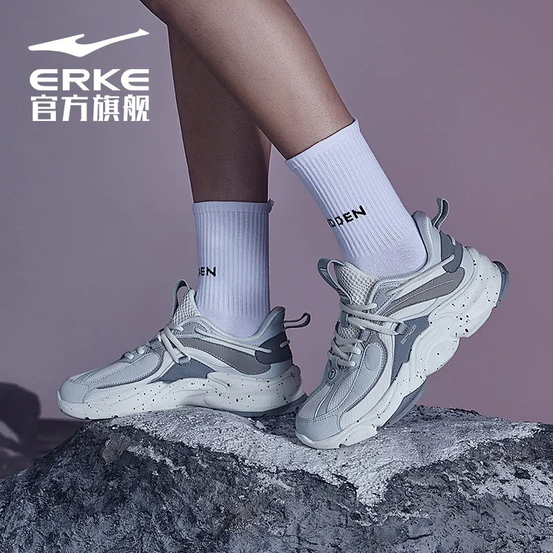 

[Xun series. Tianwu] Hongxing Erke sports shoes 2021 spring new product: Men's running shoes of springboard Technology