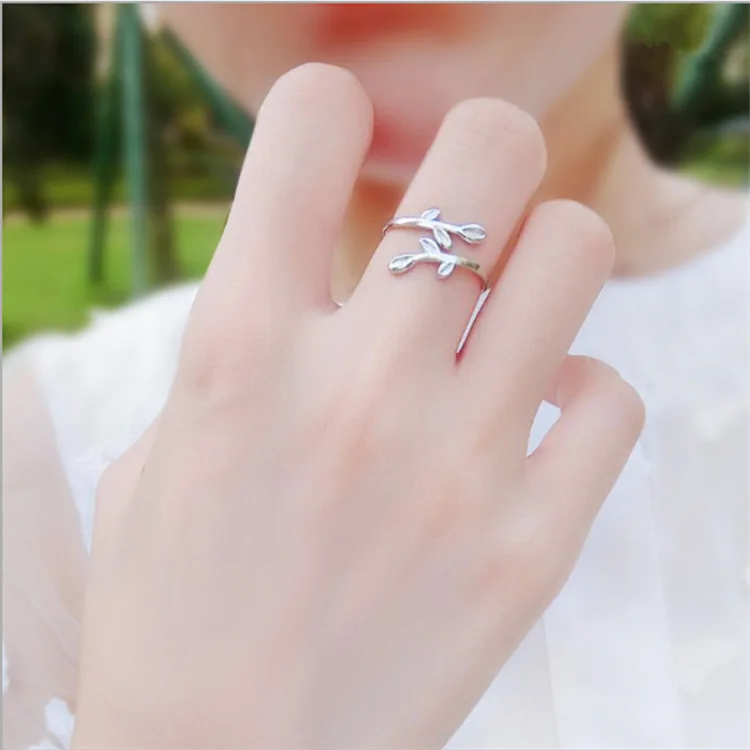 

Personality Fashion Vintage 925 Sterling Silver Leaf Rings For Women Punk Thai Silver Resizable Rings