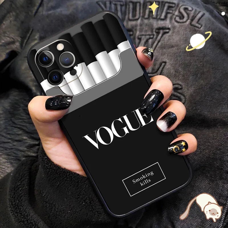 

Luxury Cigarette Box Phone Case For iphone 12 11 13 Pro Max Mini 6 7 8 Plus X XR XS Max Fashion Design Brand VOCUE Silicon Cover