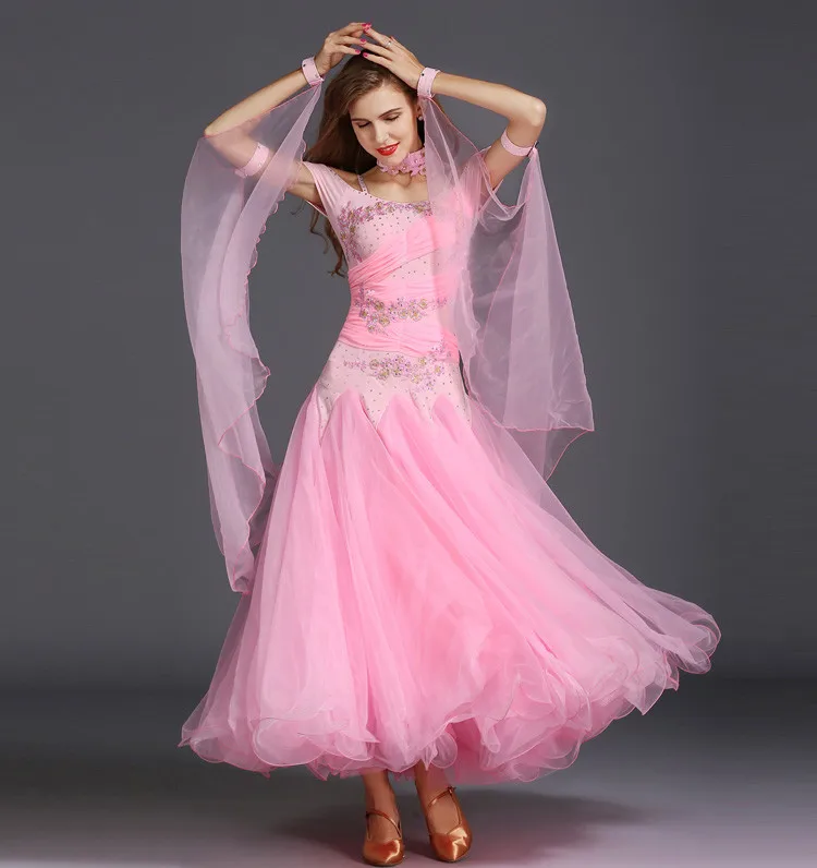 Новое поступление горячая распродажа высококачественная одежда для выступлений