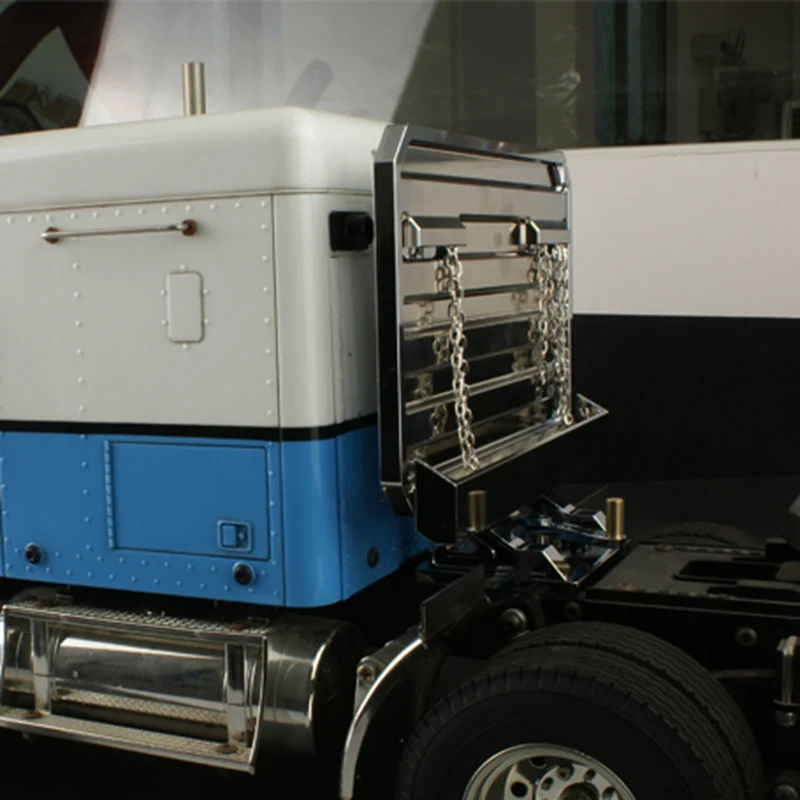 металлическая задняя пласт