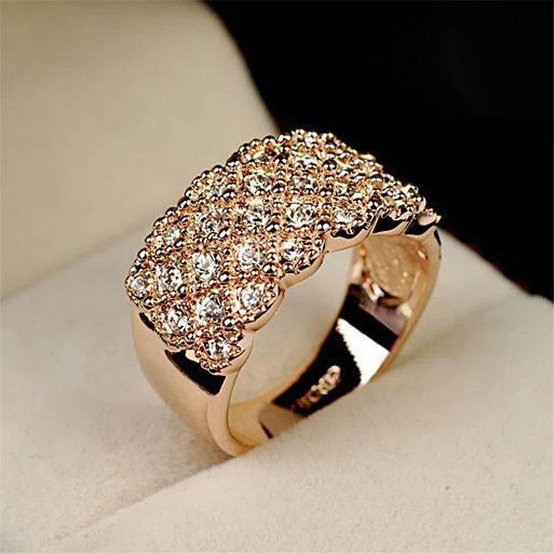 

Hot Sale Vintage Retro Style Steel Ring for Women Crystal Jewelry Fashion Stainless Steel Engagement Wedding Rings