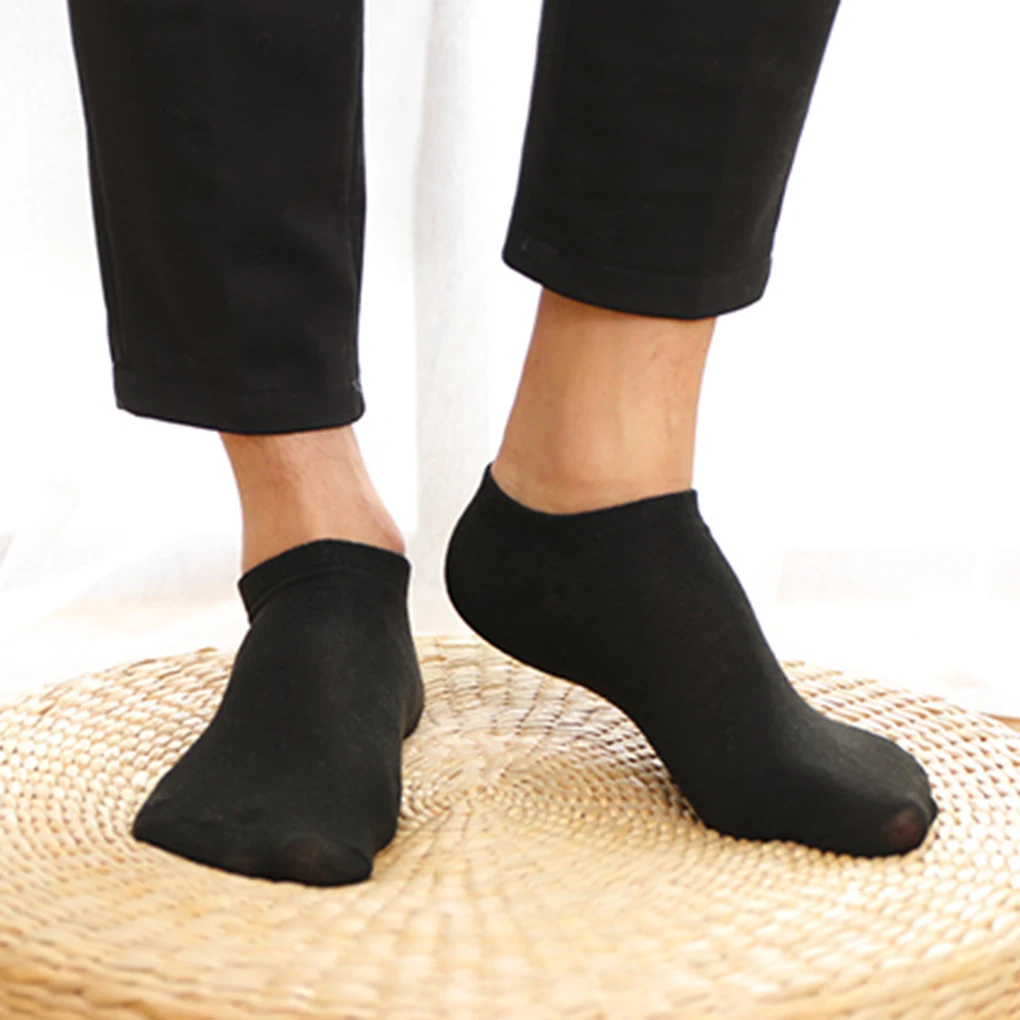 

1 Pair Men fashion Casual Sports Boat Non-Slip Invisible Low Cut No Show Socks