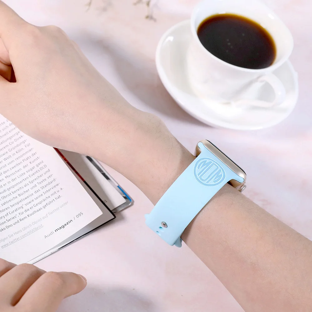 AILIN Dropshipping Personalized Silicone Apple Watch 38mm Band 44mm Smart Dog Logo Name Letter strap series 7 40mm Birthday Gift