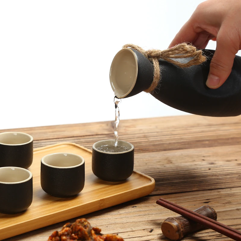 Дистрибьютор в японском стиле керамический набор для вина маленькая белая