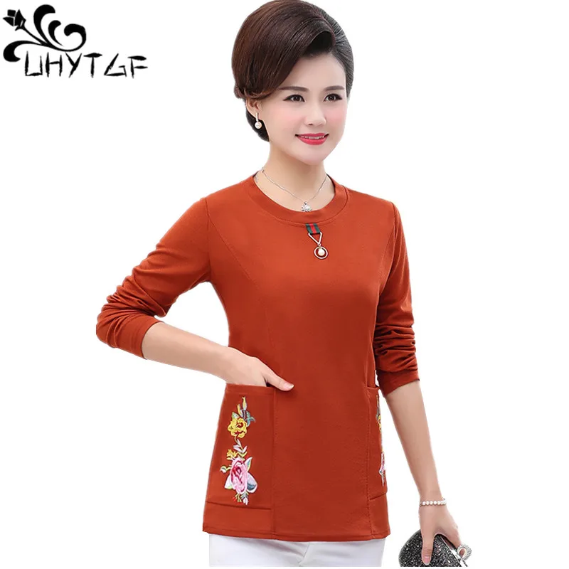 

Футболка UHYTGF женская с вышивкой, Модный пуловер, Свободный Топ в стиле Харадзюку, Одежда большого размера 5XL, весна-осень, 1527