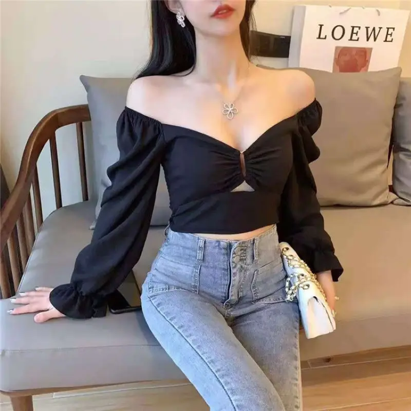 

2021 Spring New Style Open Navel Short Women's Shirt Korean Fashion Sexy V-Neck Off Shoulder Girl's Top B033