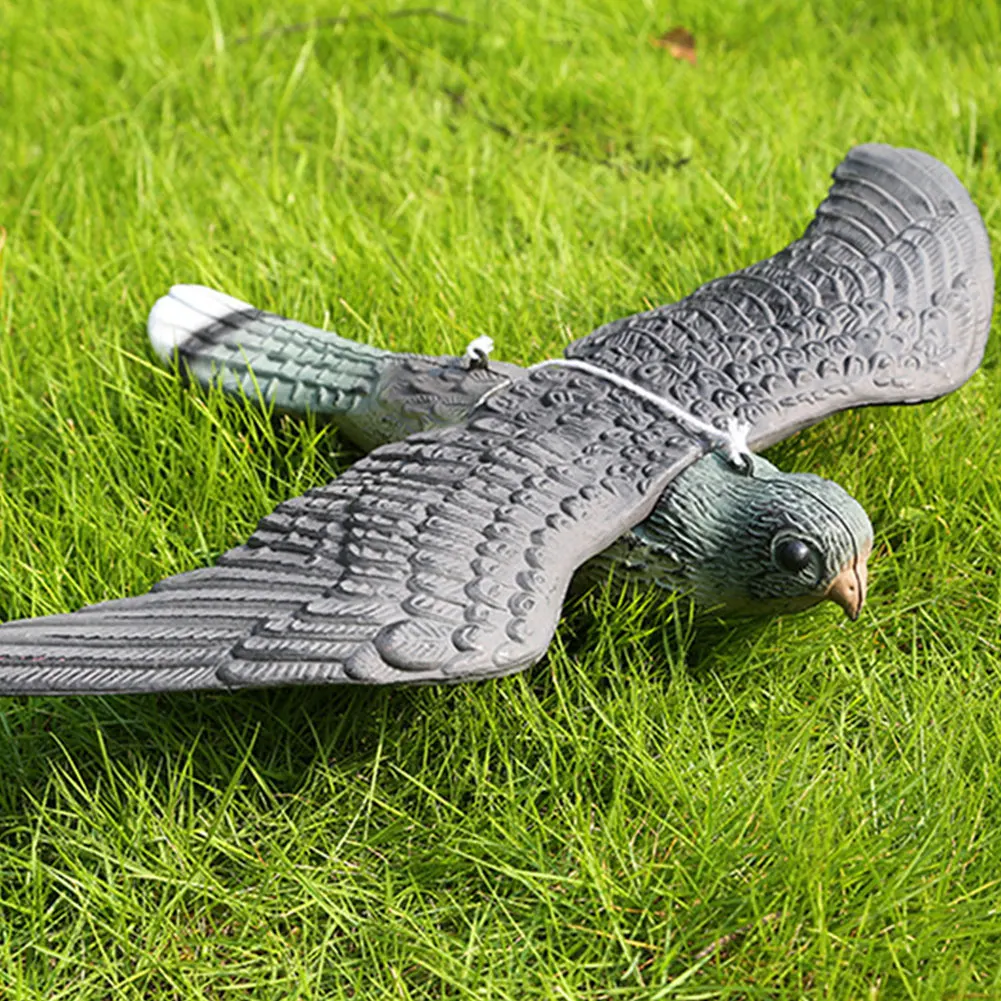 

Outdoor Garden Decoration Flying Hawk Fake Bird Hunting Decor Scarer Miniature