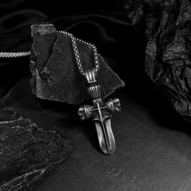 

Creative and Exquisite European and American Personality Titanium Steel Cross Skull Men and Women Pendant Necklace