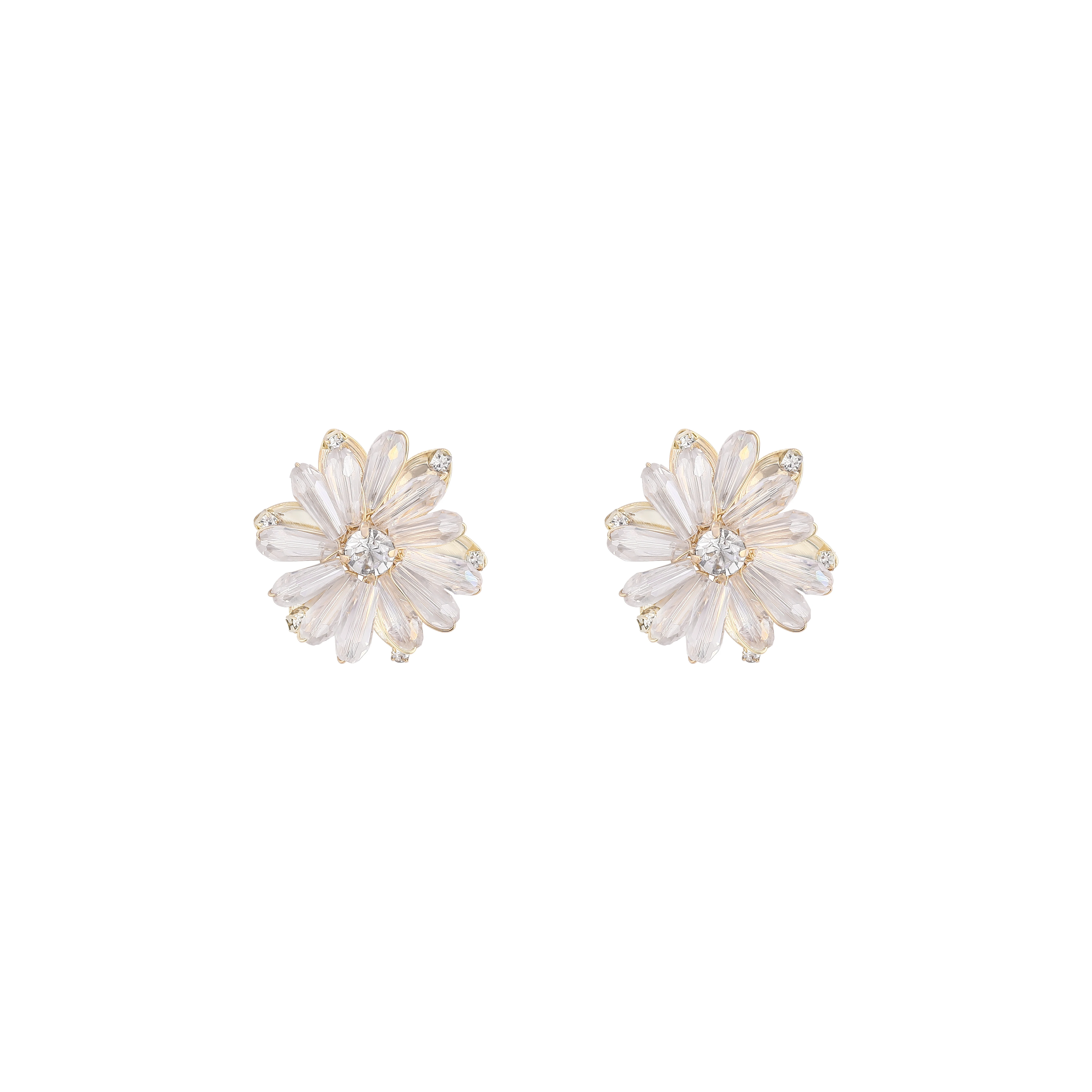 

Immortal Transparent Crystal Stud Earrings Female Butterfly Little Daisy Flower Earrings 2020 New Fashion Elegant Internet