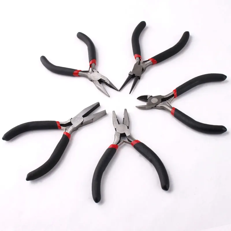 Плоскогубцы с черной ручкой инструменты плоскогубцы длинным носом для резки