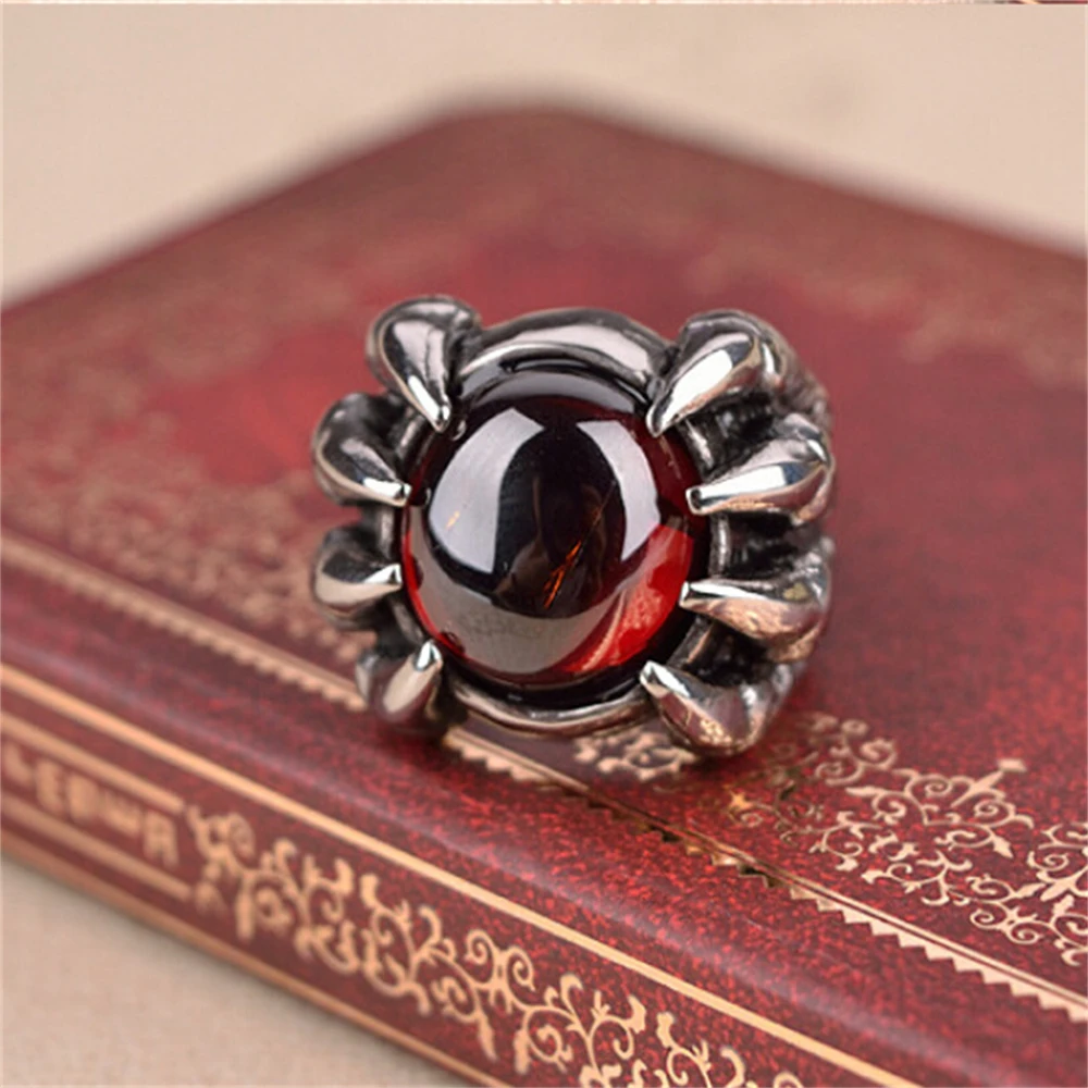 

2021 New Exquisite Creative Domineering Magic Claw Gemstone Ring Fashion Men's Casual Geometric Party Skull Claw Ring Jewelry