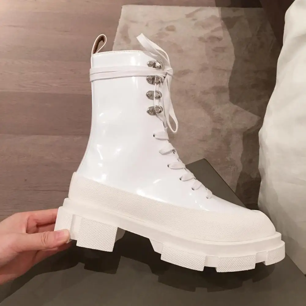 Шикарные дизайнерские женские ботинки качественные мотоциклетные с круглым