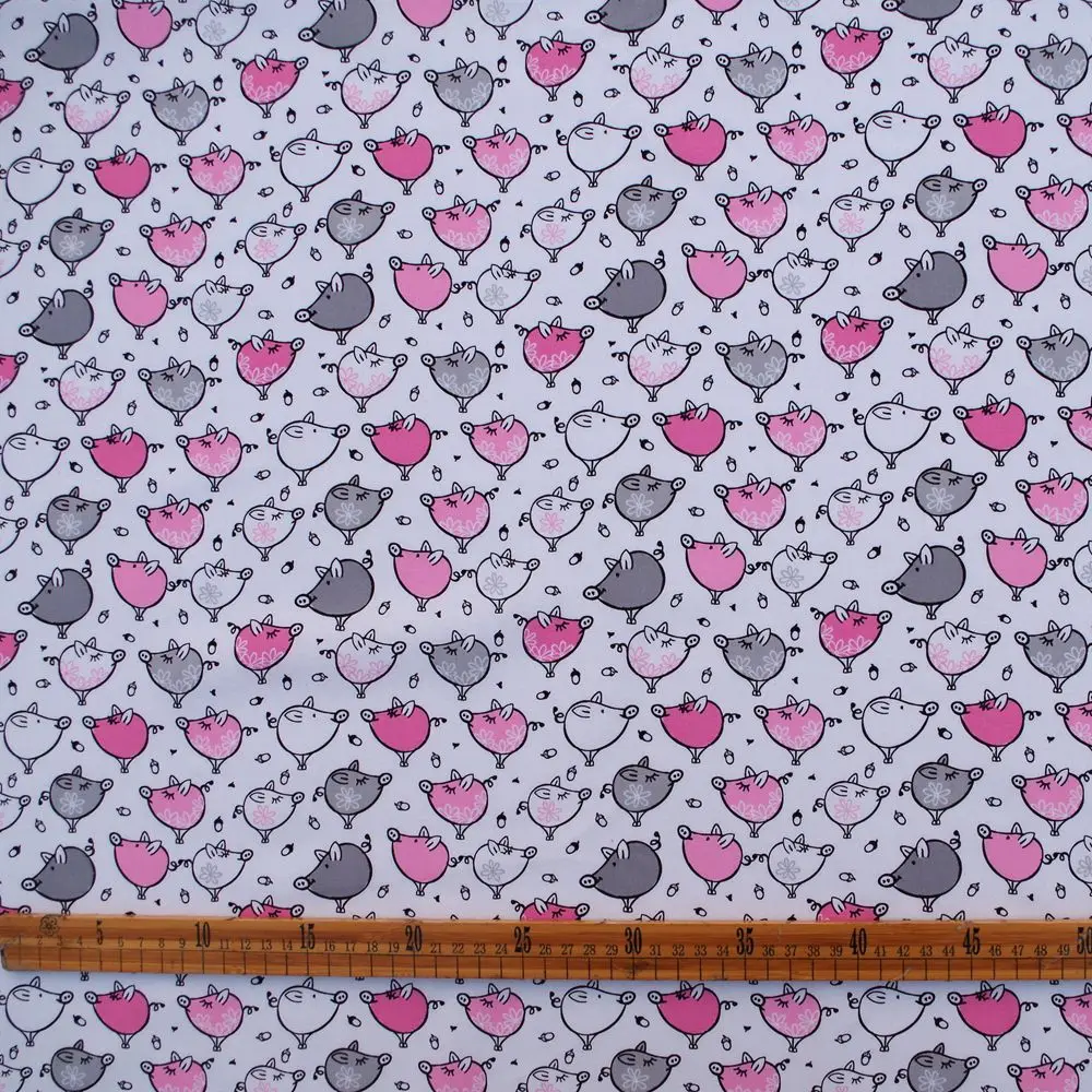 

1 yard Cotton Woven Fabric - Pretty Pigs (width=140cm)