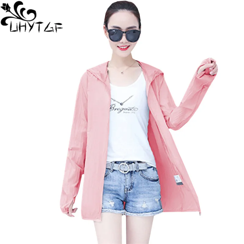 

UHYTGF Fashion women summer jacket long sleeve hooded thin sun protection clothing Anti-UV breathable casual plus size tops 1670