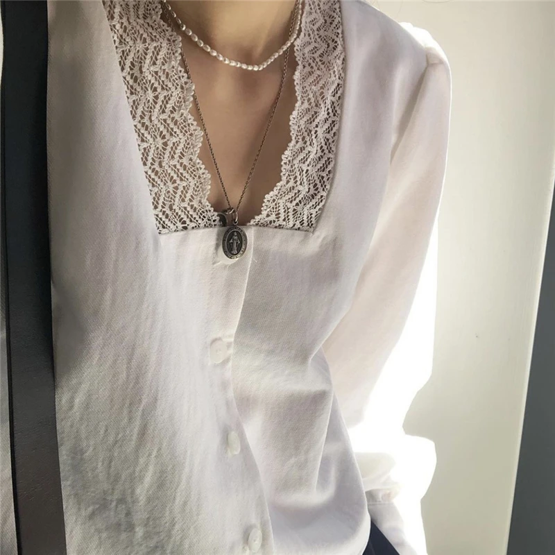 

KUSAHIKI Elegant Lace Patchwork V-neck Blouse Tops Causal Long Sleeve Women Shirt 2021 Spring New Korean Blusas De Mujer 6F596