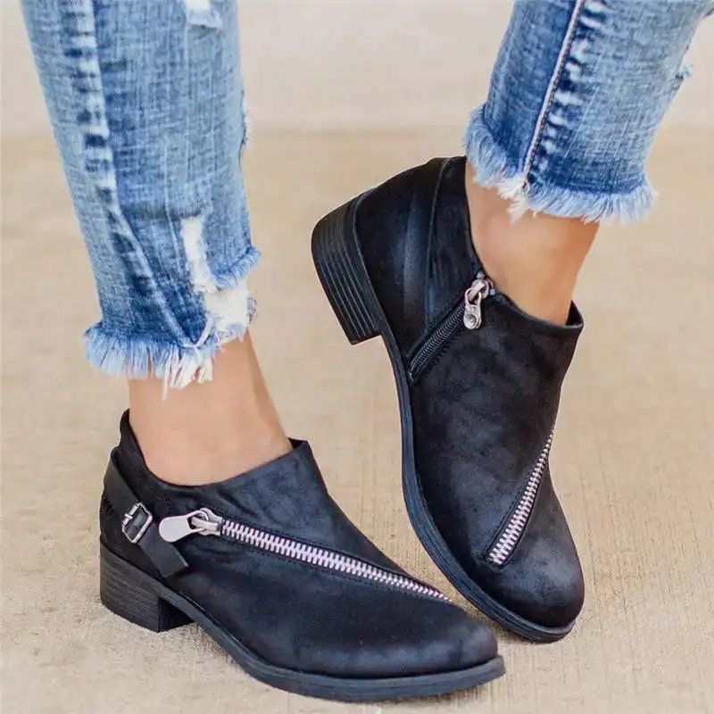 Женские кожаные ботинки на высоком каблуке новинка Gogo спортивная обувь