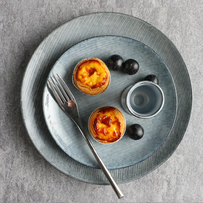 Японский набор столовых приборов в ретро полоску керамическая тарелка